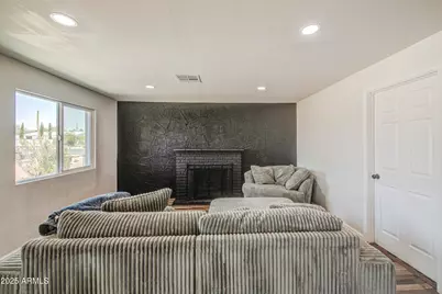 8035 E 4th Avenue, Mesa, AZ 85208 - Photo 15