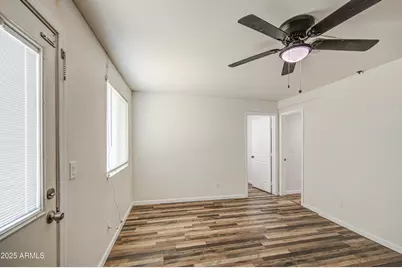 8035 E 4th Avenue, Mesa, AZ 85208 - Photo 21