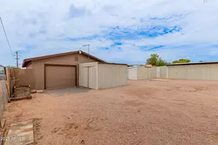 2015 N Delaware Dr, Apache Junction, AZ 85120 - Photo 9