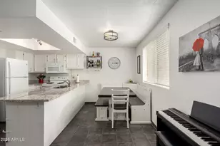 18811 N 19th Ave, Phoenix, AZ 85027 - Photo 11