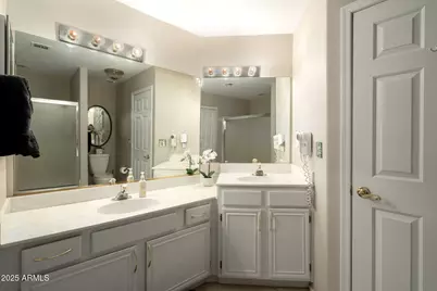 10410 N Cave Creek Road #2035, Phoenix, AZ 85020 - Photo 13