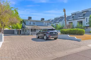 3217 E Flower St, Phoenix, AZ 85018 - Photo 3