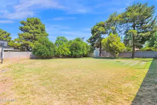 3217 E Flower St, Phoenix, AZ 85018 - Photo 41