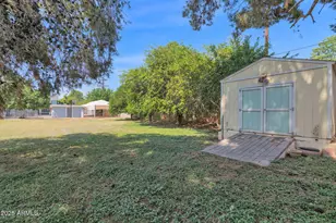 3217 E Flower St, Phoenix, AZ 85018 - Photo 39