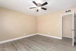 749 S Lazona Dr, Mesa, AZ 85204 - Photo 19