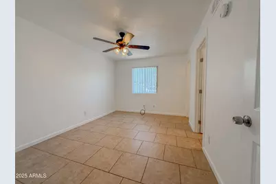 329 N 11th Street #105, Phoenix, AZ 85006 - Photo 11