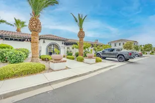 2477 W Market Pl, Chandler, AZ 85248 - Photo 39