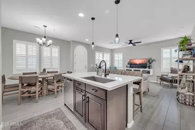 2477 W Market Place #41, Chandler, AZ 85248 - Photo 5