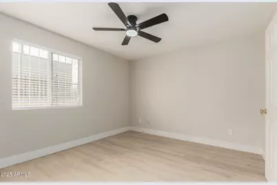 8838 N 8th Street #B12, Phoenix, AZ 85020 - Photo 13