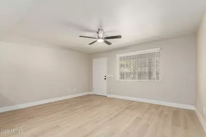 8838 N 8th Street #B12, Phoenix, AZ 85020 - Photo 3