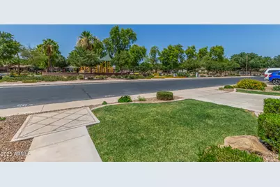 374 W Lyle Avenue, San Tan Valley, AZ 85140 - Photo 7