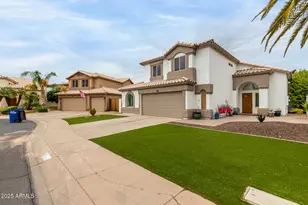 126 S Bay Dr, Gilbert, AZ 85233 - Photo 5