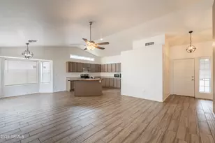 255 S Kingston St, Chandler, AZ 85225 - Photo 9