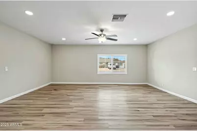 15031 N 37th Avenue, Phoenix, AZ 85053 - Photo 35