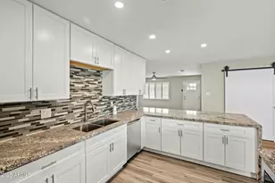 15031 N 37th Ave, Phoenix, AZ 85053 - Photo 31