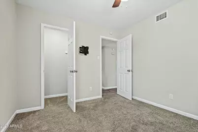 15031 N 37th Avenue, Phoenix, AZ 85053 - Photo 9