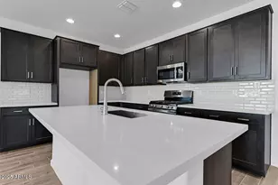 10258 W Crittenden Ln, Avondale, AZ 85392 - Photo 15