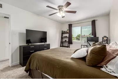 5039 N 40th Avenue, Phoenix, AZ 85019 - Photo 15