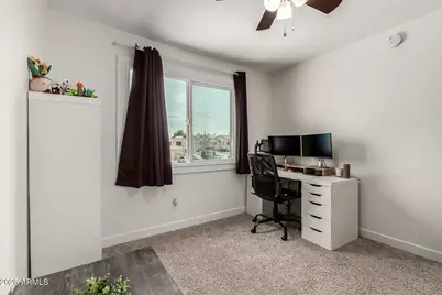 5039 N 40th Avenue, Phoenix, AZ 85019 - Photo 17