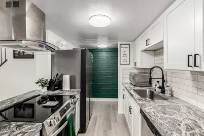 5039 N 40th Avenue, Phoenix, AZ 85019 - Photo 11