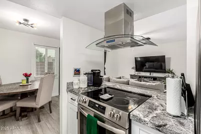 5039 N 40th Avenue, Phoenix, AZ 85019 - Photo 13