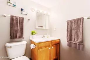 1130 E Butler Dr, Phoenix, AZ 85020 - Photo 15