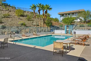 1130 E Butler Dr, Phoenix, AZ 85020 - Photo 23