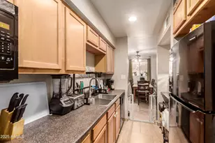 1130 E Butler Dr, Phoenix, AZ 85020 - Photo 7