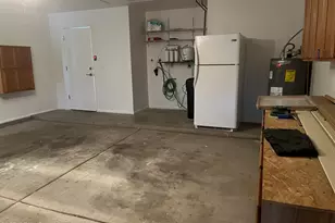 853 E Manor Dr, Chandler, AZ 85225 - Photo 43