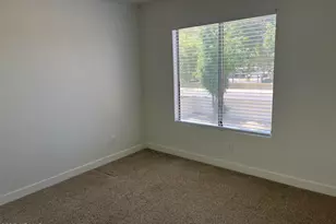 853 E Manor Dr, Chandler, AZ 85225 - Photo 33