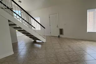 853 E Manor Dr, Chandler, AZ 85225 - Photo 5