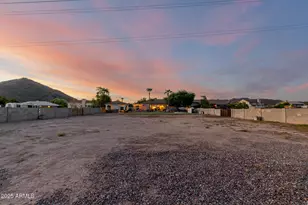 5343 W Whispering Wind Dr, Glendale, AZ 85310 - Photo 59