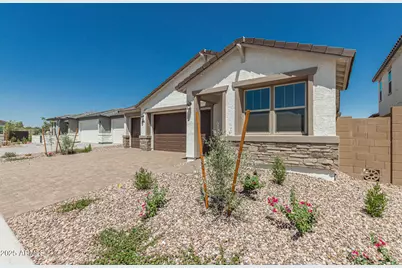 2065 S 181st Drive, Goodyear, AZ 85338 - Photo 33