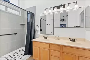 22942 W Cantilever St, Buckeye, AZ 85326 - Photo 21