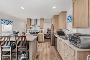 2060 N Center St, Mesa, AZ 85201 - Photo 11