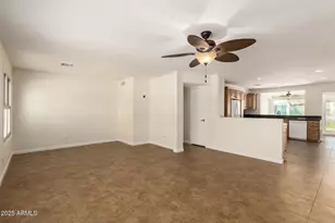 2908 E Michelle Dr, Phoenix, AZ 85032 - Photo 9