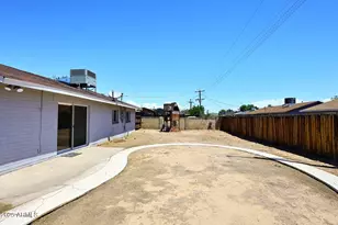 4031 N 81st Ave, Phoenix, AZ 85033 - Photo 35