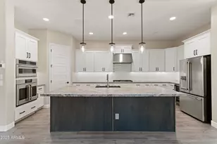 21248 W Hillcrest Blvd, Buckeye, AZ 85396 - Photo 5