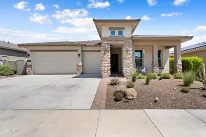 21248 W Hillcrest Boulevard, Buckeye, AZ 85396 - Photo 3
