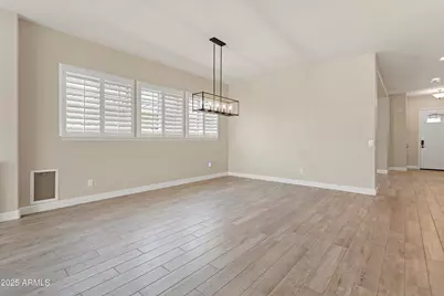 21248 W Hillcrest Boulevard, Buckeye, AZ 85396 - Photo 9
