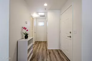 7401 W Arrowhead Clubhouse Dr, Glendale, AZ 85308 - Photo 13