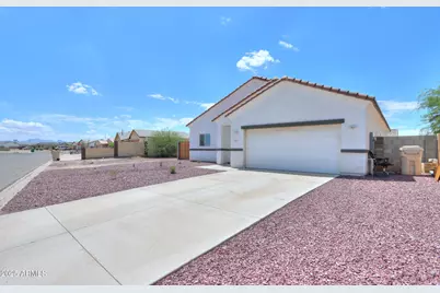 8477 W Concordia Drive, Arizona City, AZ 85123 - Photo 21