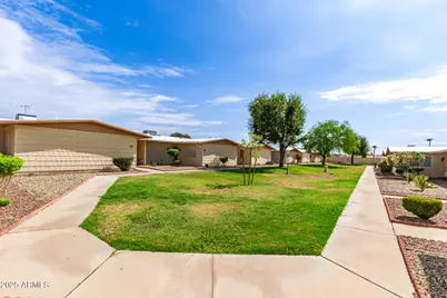 17639 N 99th Drive, Sun City, AZ 85373 - Photo 5