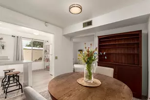 17639 N 99th Dr, Sun City, AZ 85373 - Photo 11