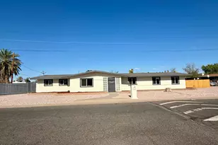 6415 S Montezuma St, Phoenix, AZ 85041 - Photo 1