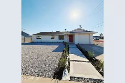 4046 N 75th Drive, Phoenix, AZ 85033 - Photo 1