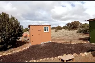 3569 E Venice Dr, Williams, AZ 86046 - Photo 11