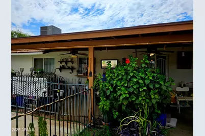 2142 W Kerry Lane, Phoenix, AZ 85027 - Photo 23