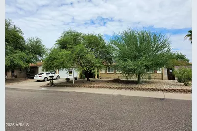 2142 W Kerry Lane, Phoenix, AZ 85027 - Photo 27