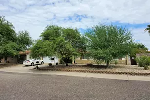 2142 W Kerry Ln, Phoenix, AZ 85027 - Photo 27